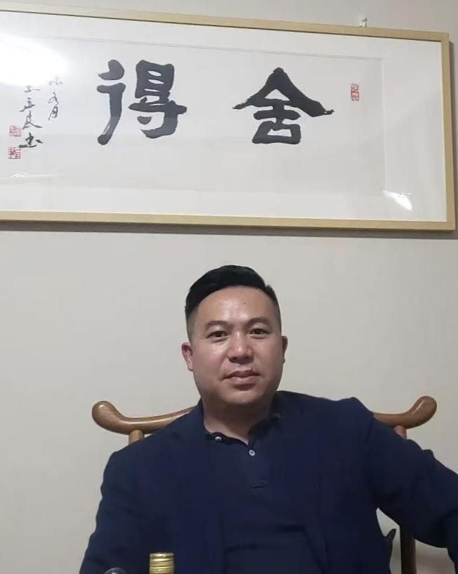 致敬劳动者