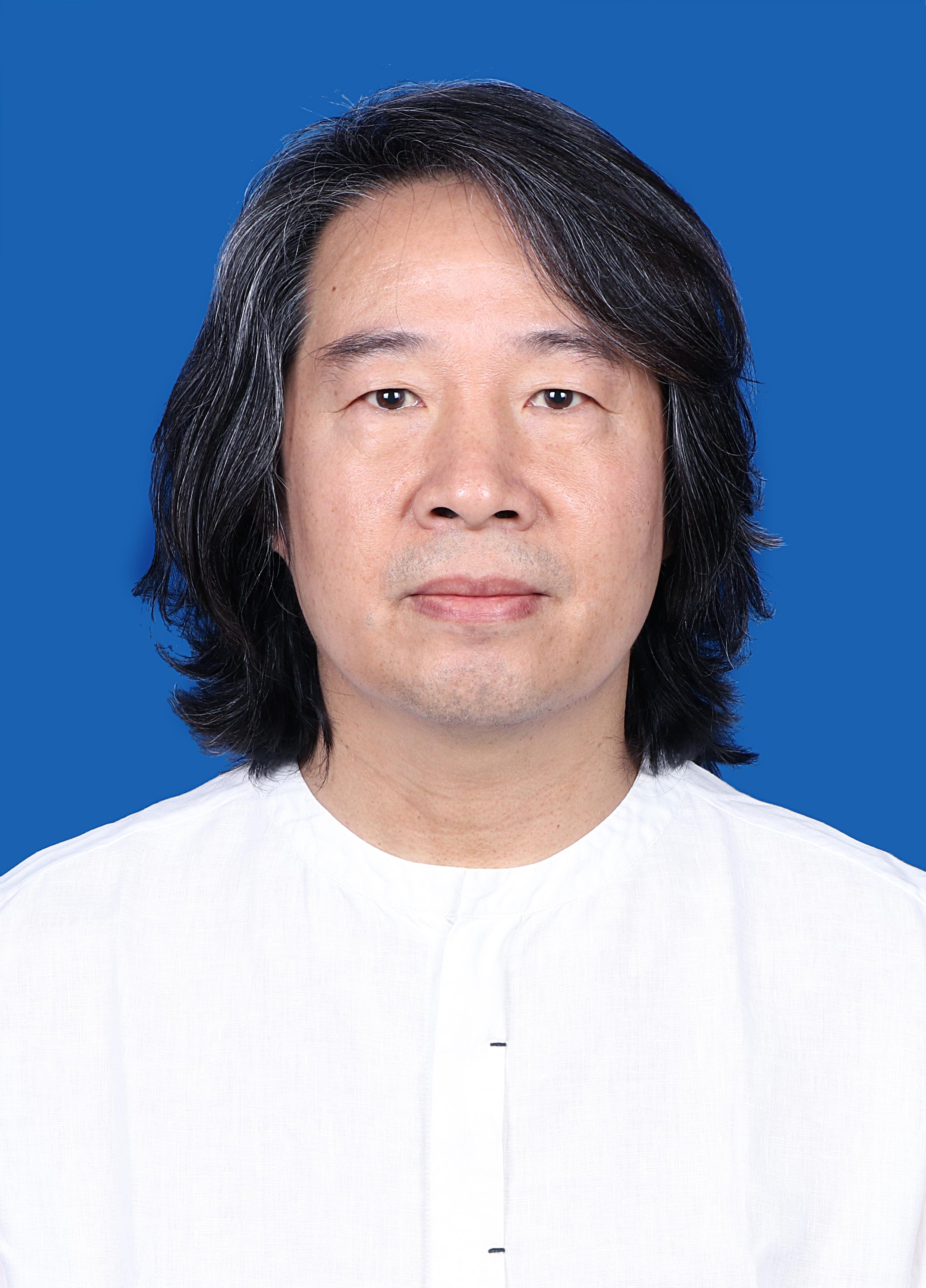 中国文化教育研究中心书画研究院院长 孟刚