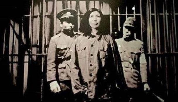 读赵一曼烈士狱中受苦记